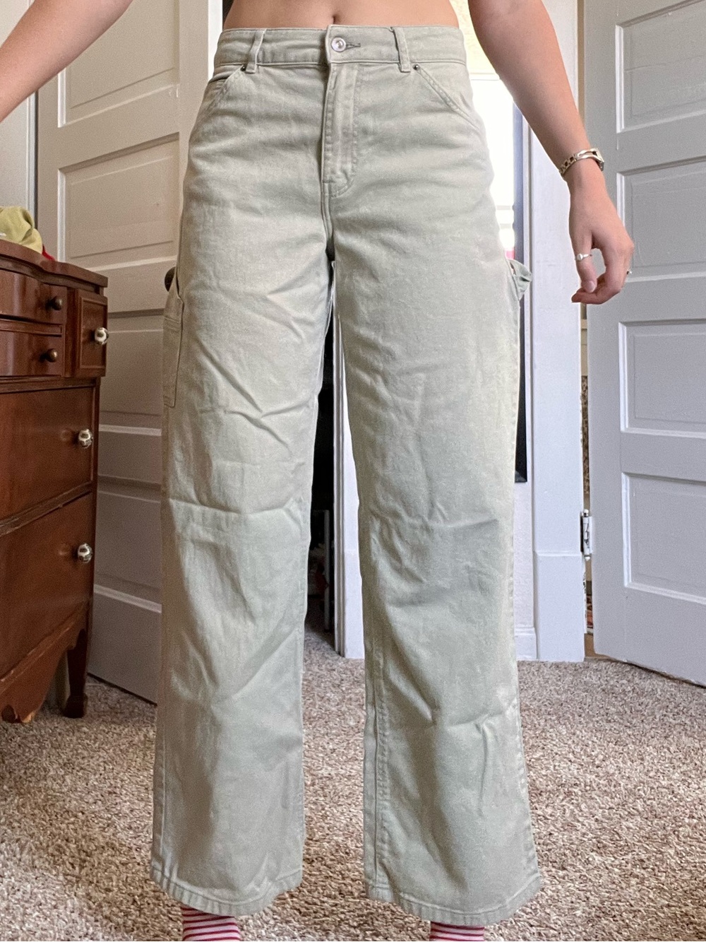 H&M cargo Pants - Picture 2 of 8